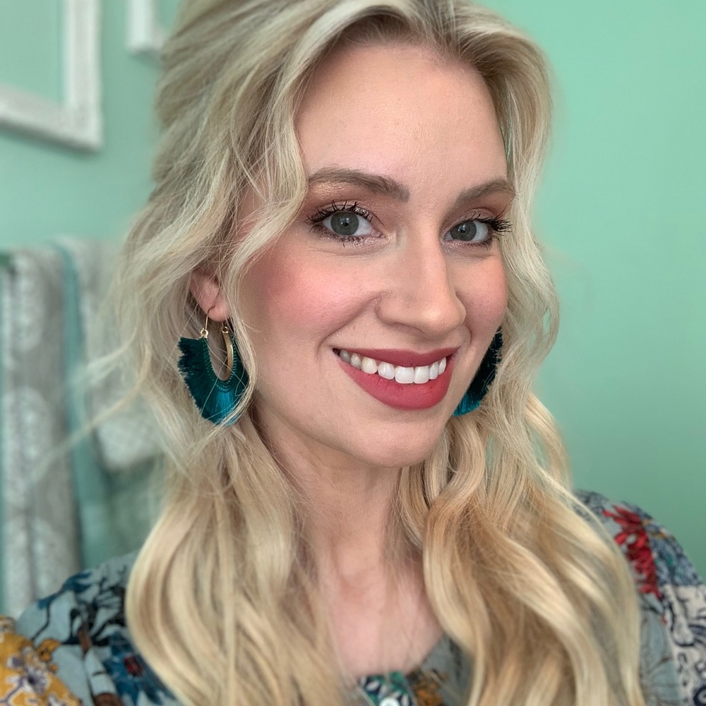 Meet your Posher, Michaela